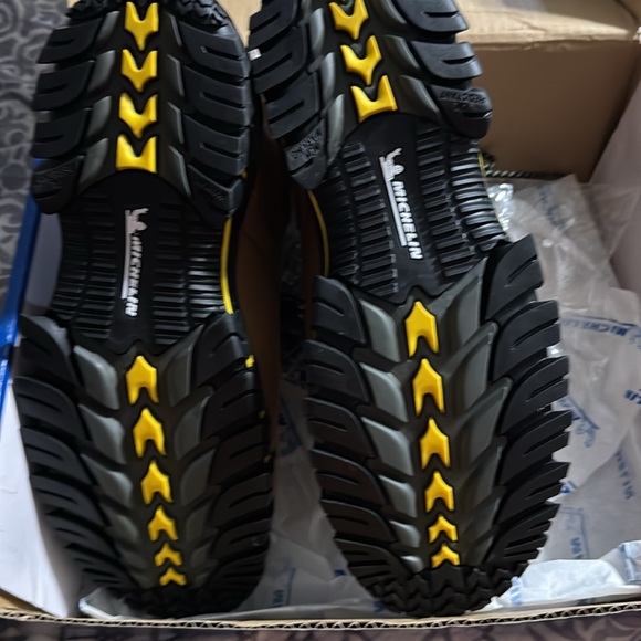 MICHELIN NWT METATARSAL STEEL TOE BOOTS NEVER WORN - Picture 2 of 5